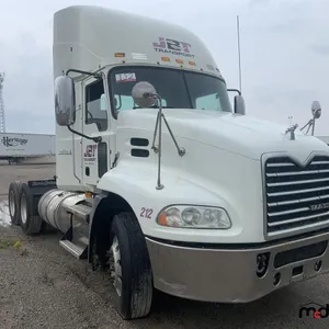 2016 Mack CXU Pinnacle T/A Day Cab Semi Truck
 UNRESERVED