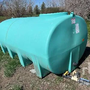 Endura Plas 1600 gal Poly Water Tank