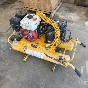 Campbell Hausfeld 8 gal Air Compressor