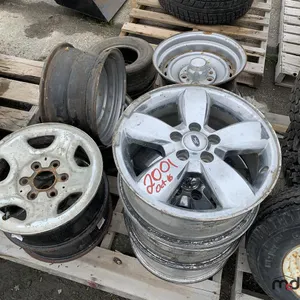 Various Rims
 UNRESERVED