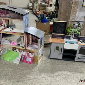 Childs Huge Doll House and Play Kitch (Unsure if Complete)
 UNRESERVED