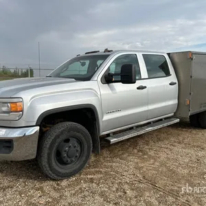 2015 GMC Sierra 3500HD 4x4 Crew Cab Flatbed Truck