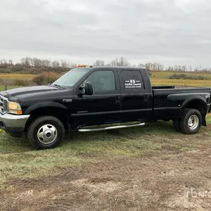 2001 Ford F-350 XLT 4x4 Crew Cab Pickup