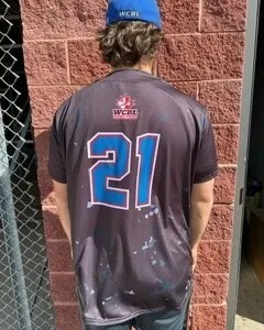 # 21 Evan Hoeglar ( Pitcher )