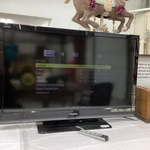 46" TOSHIBA FLAT SCREEN TV W/ REMOTE