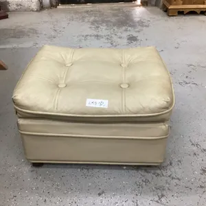 ROLLING OTTOMAN