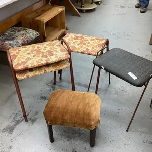 (4) STACKING STOOLS & A SMALL STOOL