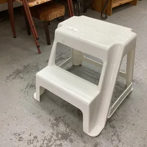 PLASTIC STOOL