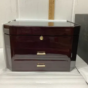 MADISON BURKE JEWELRY BOX