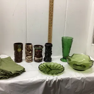 GREEN GLASSWARE & (4) TIKI MUGS