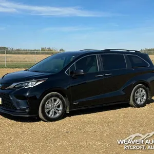 2021 TOYOTA SIENNA AWD XSE HYBRID VAN