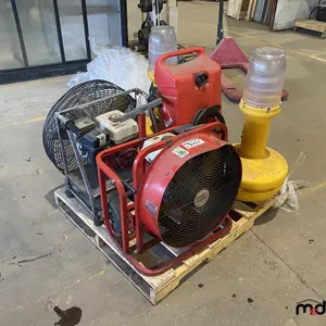 Industrial Gasoline Rolling Powered Fans, Wobble Lights and Gas Tank
 UNRESERVED