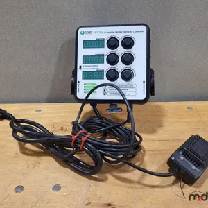 Titan Controls EOS Humidity Controller w/ Sensor
 UNRESERVED
