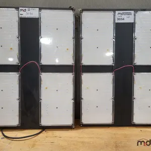 (2) Mean Well Power Supply w/ (4) Samsung Folux LED Grow Lights  
 UNRESERVED