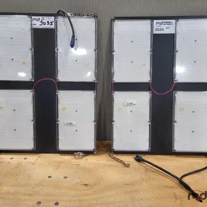 (2) Mean Well Power Supply w/ (4) Samsung Folux LED Grow Lights  
 UNRESERVED