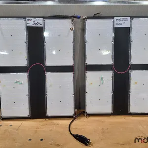 (2) Mean Well Power Supply w/ (4) Samsung Folux LED Grow Lights  
 UNRESERVED
