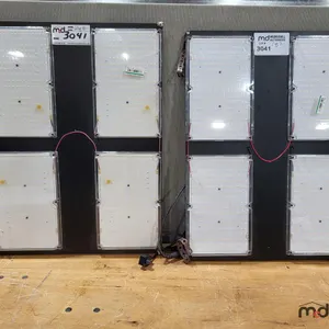 (2) Mean Well Power Supply w/ (4) Samsung Folux LED Grow Lights  
 UNRESERVED