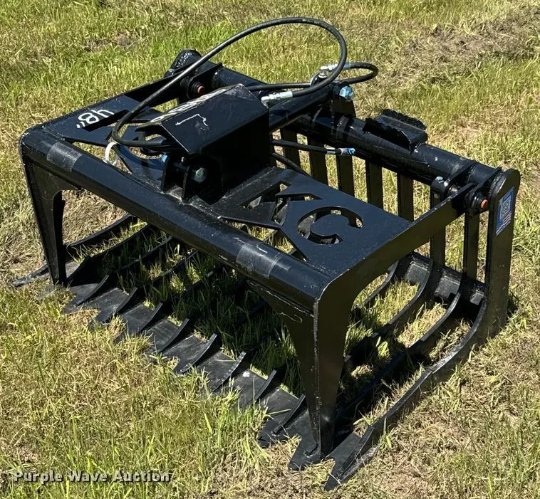 Kit Containers skid steer grapple bucket Aucteeno