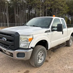 2011 Ford F-250 XL 4x4 Extended Cab Pickup