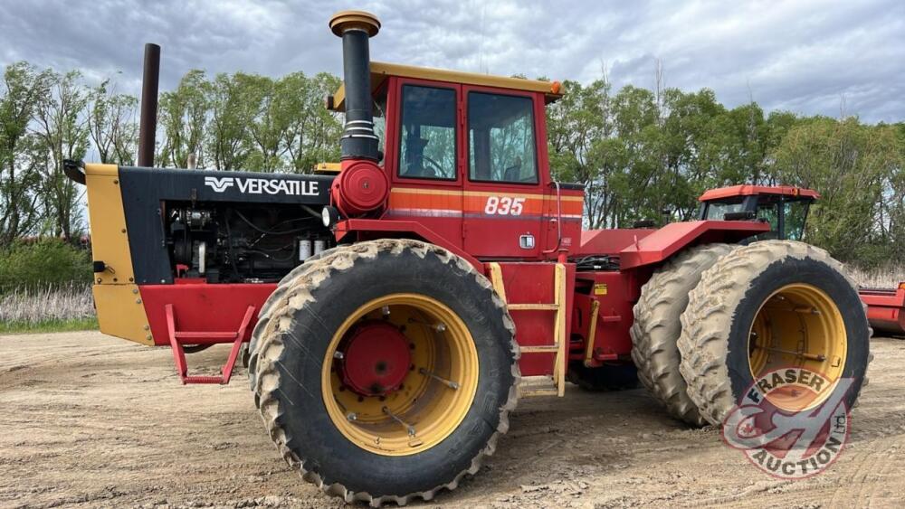 Versatile 835 Series 3 4WD tractor, S/N 037659, F161