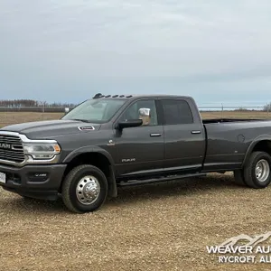 2022 RAM 3500HD LARAMIE CREW CAB DUALLY PICKUP