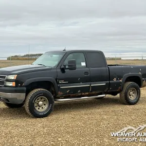 2005 CHEVROLET SILVERADO 2500HD E-CAB PICKUP