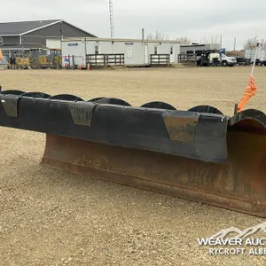 12 FT. TRUCK MOUNT SNOW BLADE