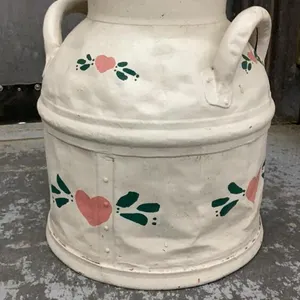 PAINTED CREAM CAN
