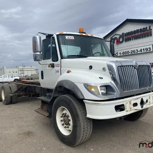 2006 International 7400 Chassis Truck
 UNRESERVED
