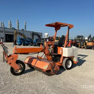 2007 Lay-Mor 6HC Self-Propelled Broom
