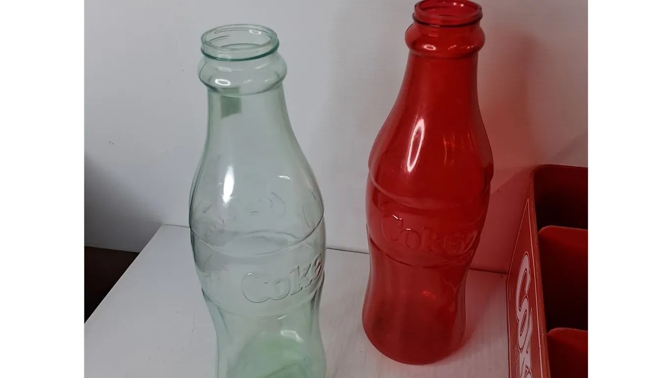 Coca Cola Carrier, Glass & Plastic Bottles Up to 11.5