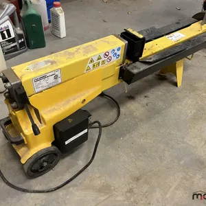 5-Ton Log Splitter
 UNRESERVED