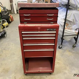 Waterloo Rolling Tool Drawer, Toolbox and Contents
 UNRESERVED