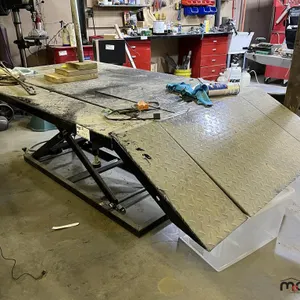 Lift Table (8'x4')  w/  Ramp
 UNRESERVED
