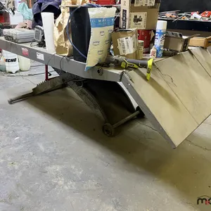 Handy Air Lift Table (8'x4')  w/ Ramp
 UNRESERVED