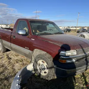 SALVAGE UNIT: 2002 Chevrolet Silverado 1500 Truck (Red)
 UNRESERVED