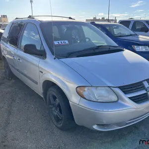 SALVAGE UNIT: 2005 Dodge Caravan (Grey)
 UNRESERVED
