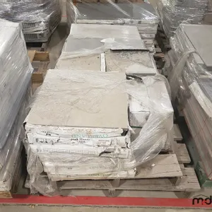 Pallet of Tiles
 UNRESERVED