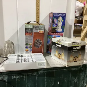 CUTLERY SET, SALT LAMP, WALL LIGHT, HOMEDICS FOUNTAIN, CHRISTMAS DECOR