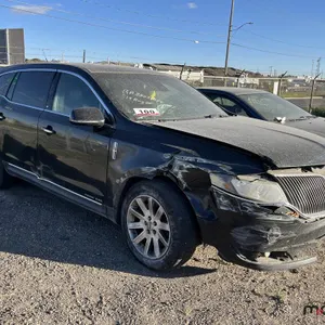 SALVAGE UNIT: 2013 Lincoln MKT SUV (Black)
 UNRESERVED