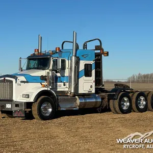 2009 KENWORTH T800 TRI/A SLEEPER TRUCK TRACTOR