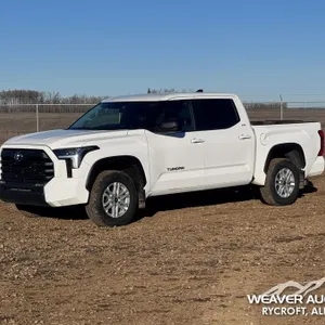2024 TOYOTA TUNDRA SR5 CREW CAB PICKUP
