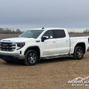 2023 GMC SIERRA 1500 SLE CREW CAB PICKUP