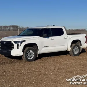 2024 TOYOTA TUNDRA SR5 CREW CAB PICKUP