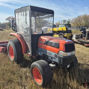 Kubota L3130D Tractor w/ 72" AgroTrend Snowblower
 UNRESERVED