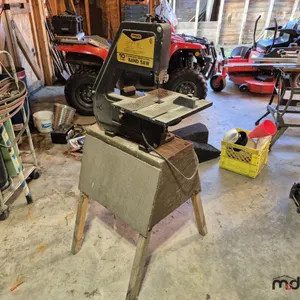 Trade Master 10" Band Saw
 UNRESERVED