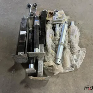 Assorted Trailer Jacks, Trailer Jack Parts & Hitch Receiver
 UNRESERVED