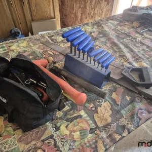 Assorted Screwdrivers, Hammers & Sows
 UNRESERVED