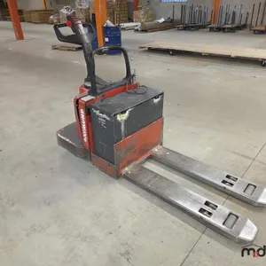 Raymond 112TM-FRE60L 24v Ride-On Pallet Jack w/ Charger
 UNRESERVED