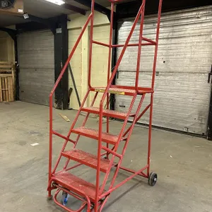 Canway 5-Step Rolling Ladder 
 UNRESERVED